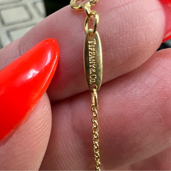 Tiffany & Co. Elsa Peretti Apple Necklace in 18k Gold - Picture 7 of 8